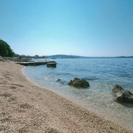 Libe With Sea View - Two Bedroom With Balcony Lägenhet